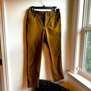 Lululemon ABC pant